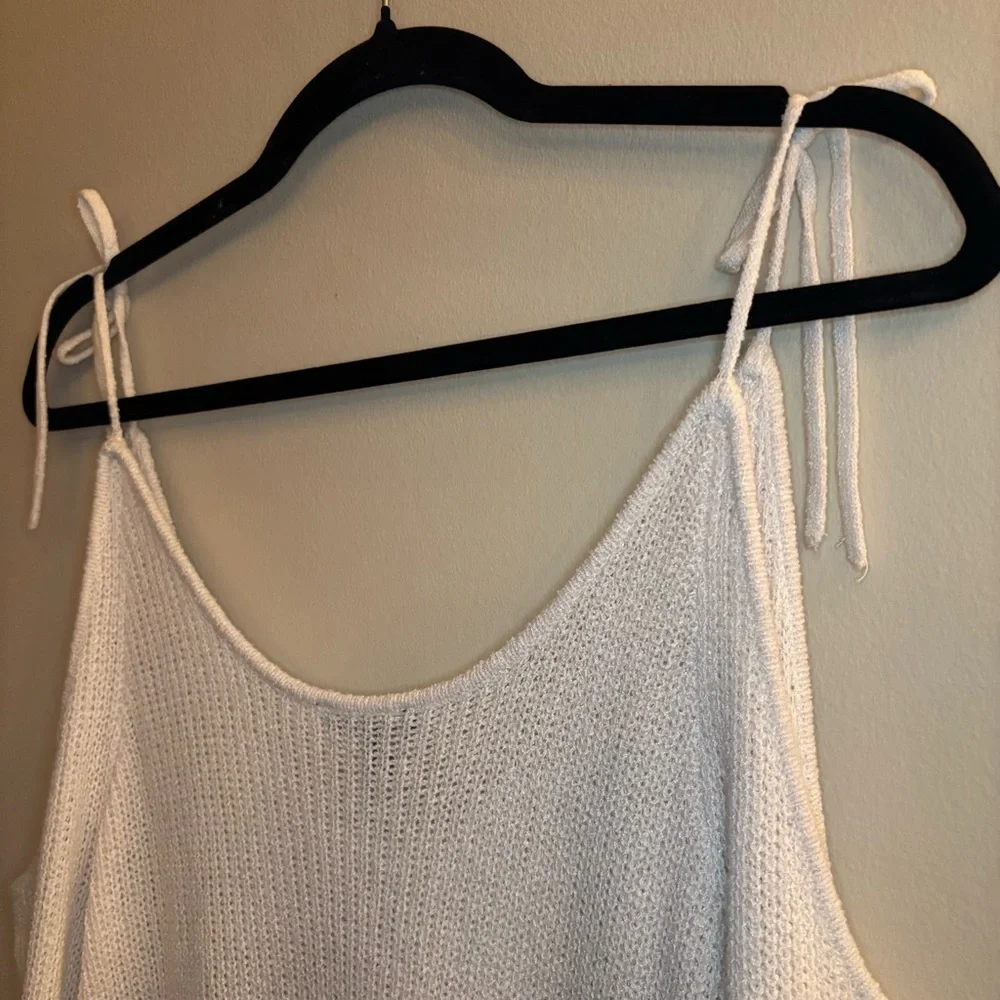 NWT Express Women’s White Long-sleeve Sweater Size L